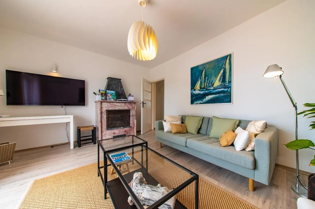 Apartment Axelle 50 Meters To The Beach Banjole Croatia