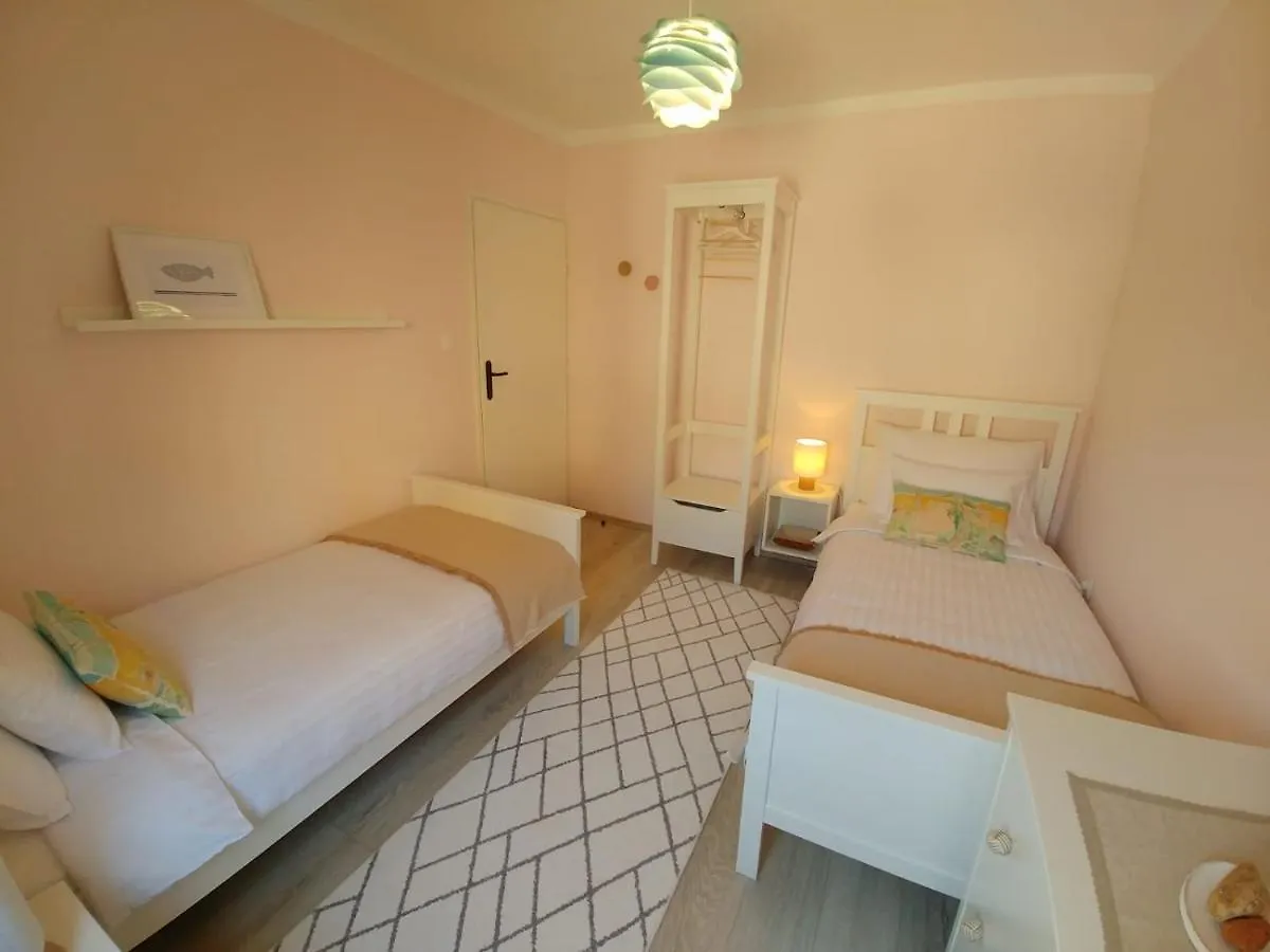Apartment Axelle 50 Meters To The Beach Banjole 0*,  Croatia