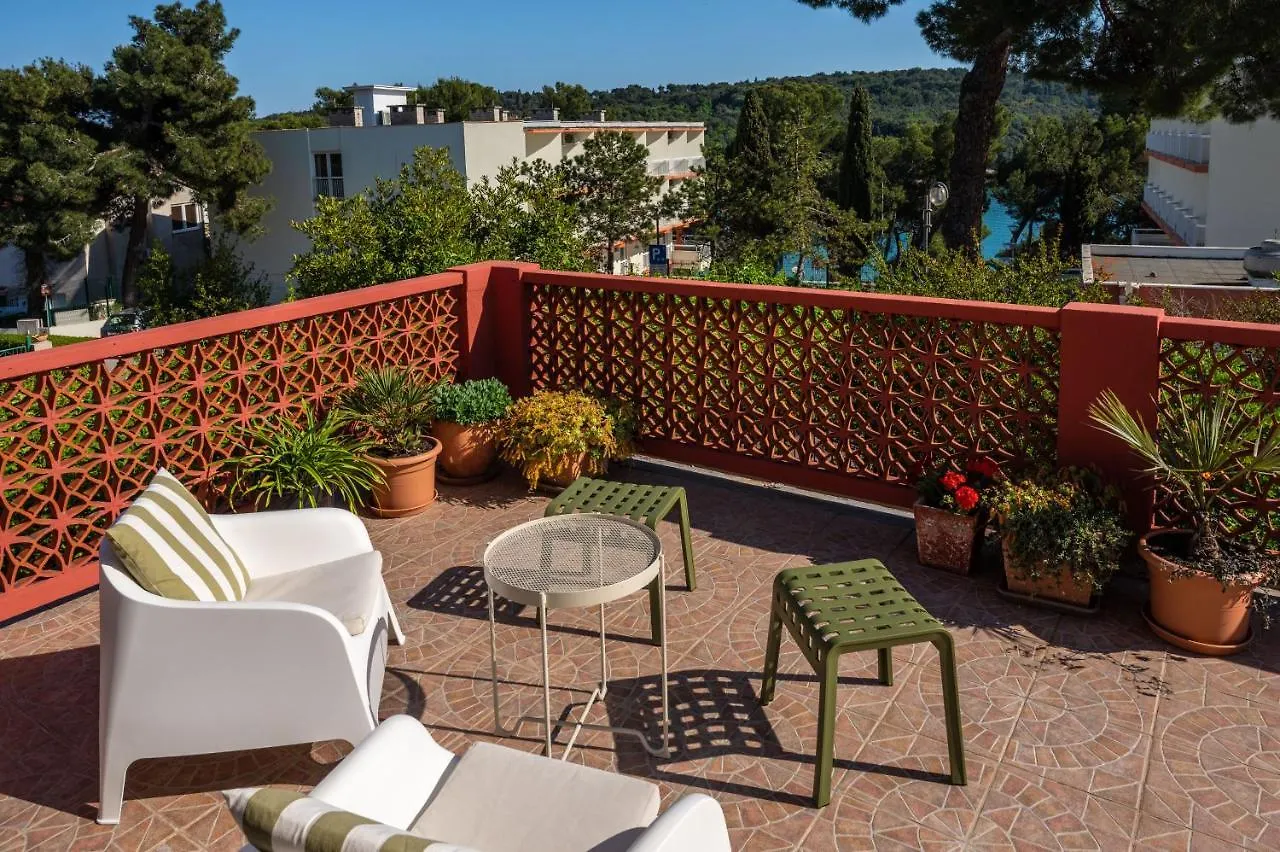 Apartment Axelle 50 Meters To The Beach Banjole