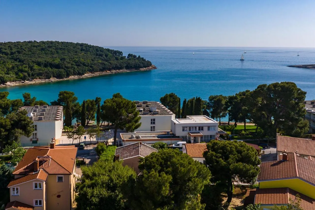 Apartment Axelle 50 Meters To The Beach Banjole